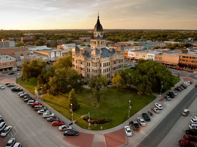 Visit the historic Denton County Courthouse, the centerpiece of downtown Denton.