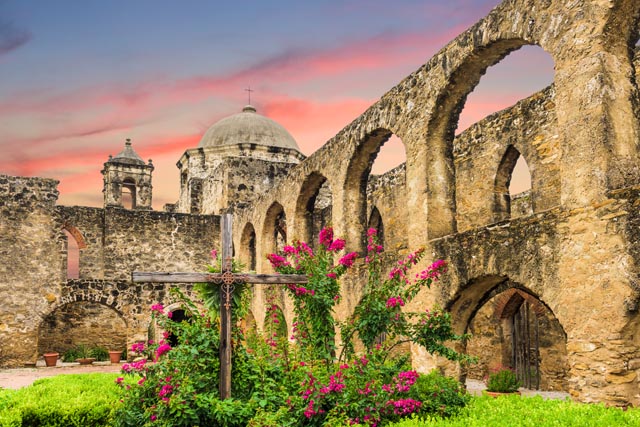 San Antonio is home to two amusement parks, making it a fantastic destination for travelers of all ages. 