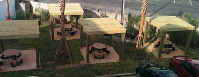Casa Del Mar Beachfront Suites 
