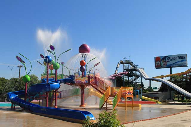 Splashtown San Antonio