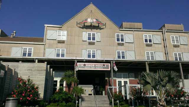Harbor House Hotel