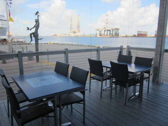 Harbor House Hotel