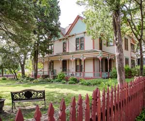 Heritage Farmstead Museum