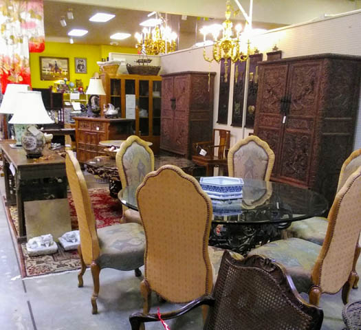 Thompson’s Antique Center of Texas