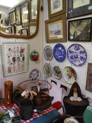 Thompson’s Antique Center of Texas