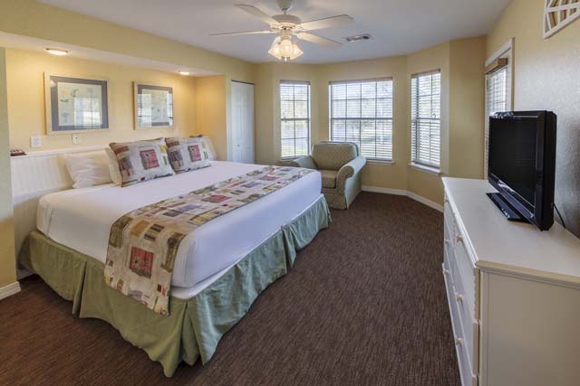 Holiday Inn Club Vacations Piney Shores Resort