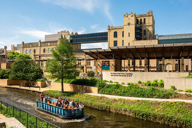 City Sightseeing San Antonio Hop-On Hop-Off Tours