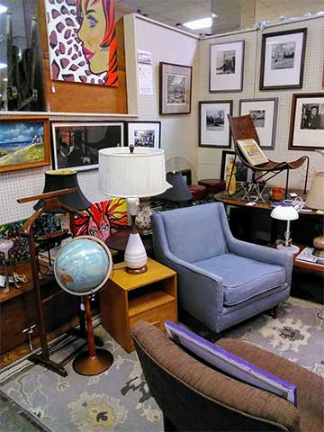 Thompson’s Antique Center of Texas