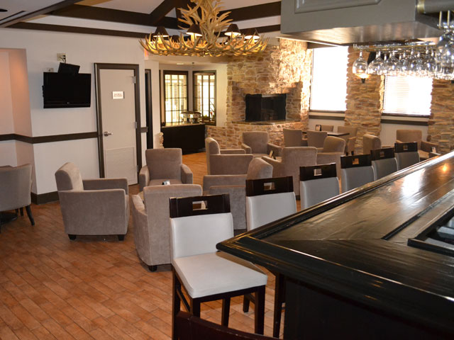 Doubletree by Hilton Houston Hobby Airport
