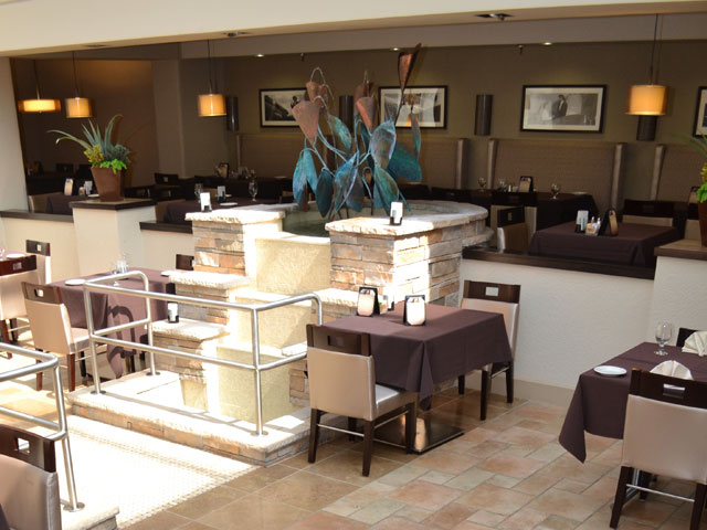 Doubletree by Hilton Houston Hobby Airport