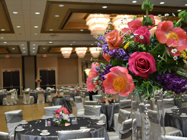 Doubletree by Hilton Houston Hobby Airport