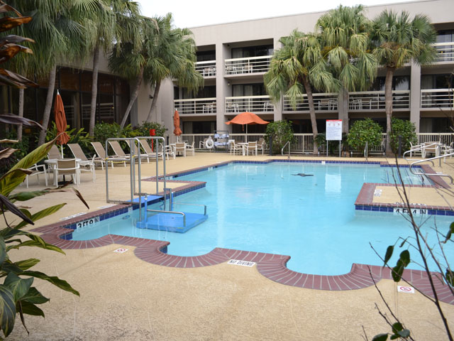 Doubletree by Hilton Houston Hobby Airport