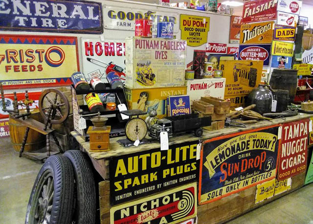 Thompson’s Antique Center of Texas